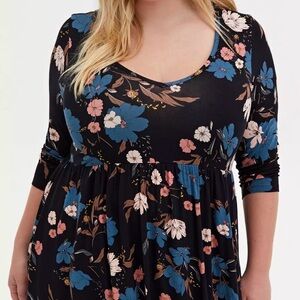 Torrid 00 (M/L) Scoop Neck Long Sleeve Babydoll Tunic Top
